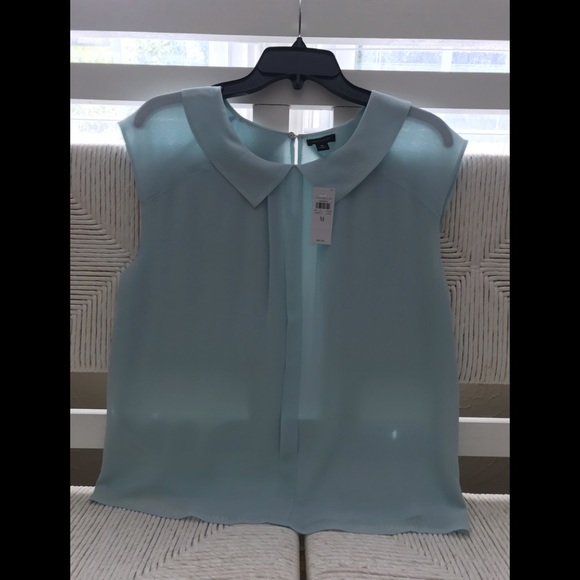 Ann Taylor Tops - Ann Taylor Blouse w/ “Peter Pan” Collar